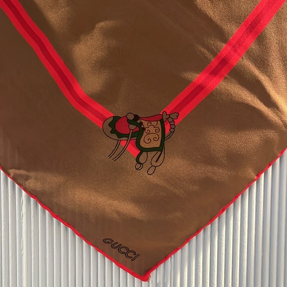 Vintage Gucci Saddle / Equestrian Motif Silk Scarf - Picture 5 of 6